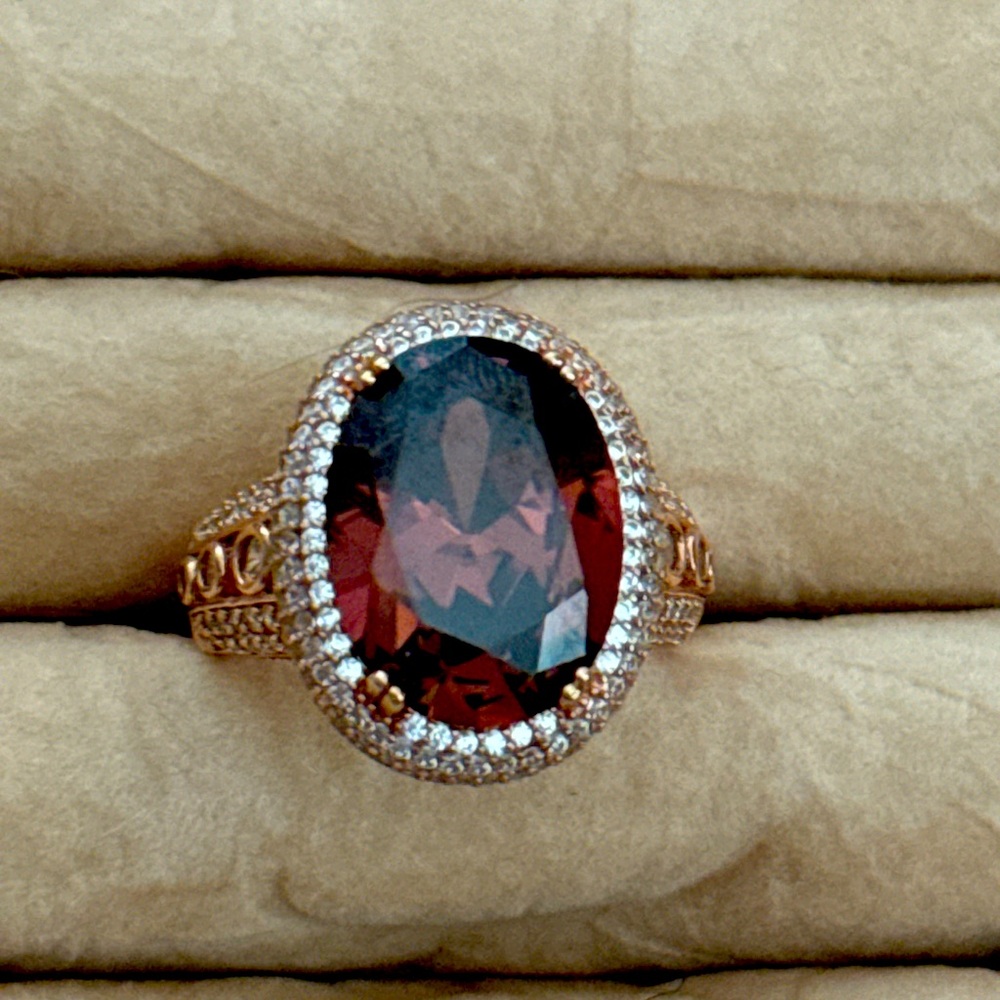 Beautiful synthetic 12 karat raspberry tourmaline ring TRADING